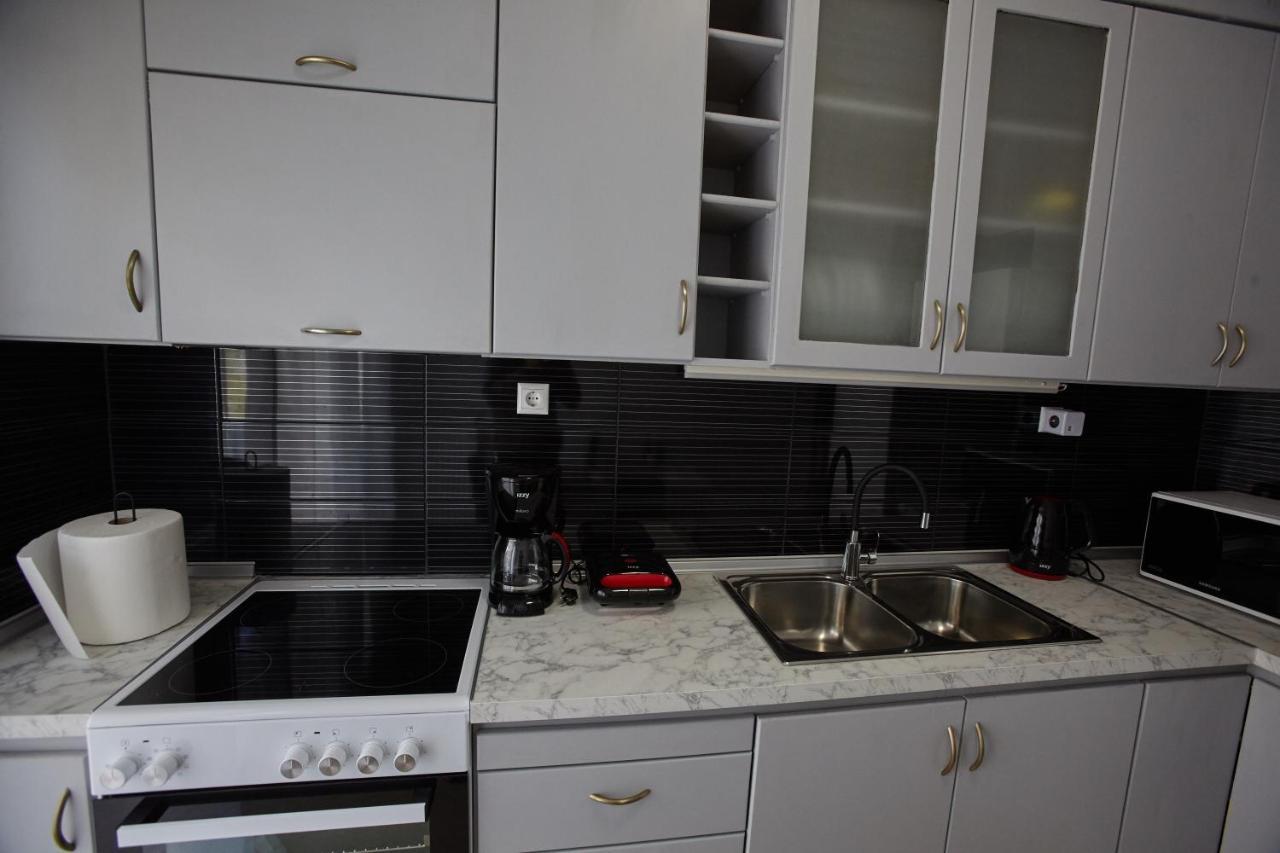 C.L.A. 2 City Lux Apartment Alaxandroupoli อเล็กซานโดรโพลิส ภายนอก รูปภาพ